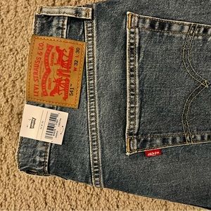 Levi’s 541 32x30 medium Wash Athletic Fit